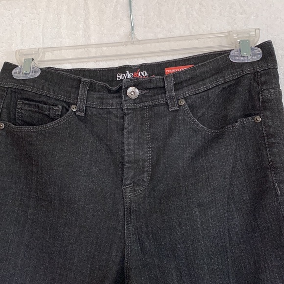 NWOT Style and Company jeans. Excellent condition no flaws. Tummy control. - Picture 2 of 6